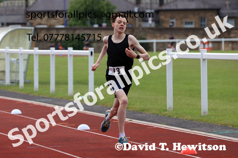 Middle Distance, 2026 Northumberland Schools Track and Field, Wentworth, Hexhan. Photo: David T. Hewitson/Sports for All Pics